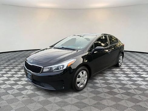 Used 2018 Kia Forte LX FWD image 3