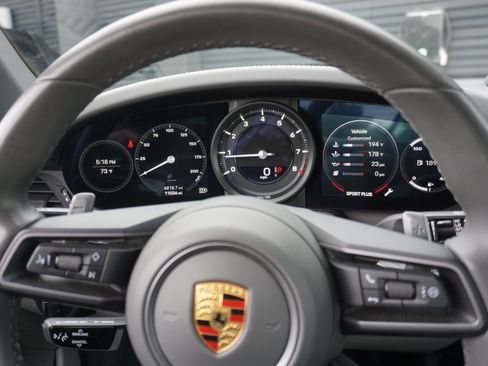 Certified 2022 Porsche 911 Carrera S RWD image 23
