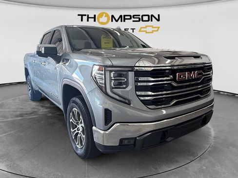 Used 2025 GMC Sierra 1500 SLT AWD/4WD image 7