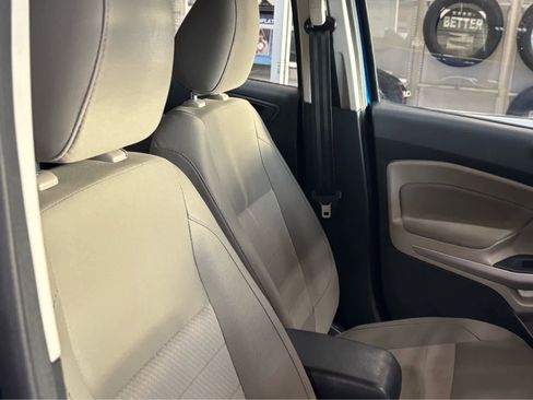 Used 2021 Ford EcoSport S image 35