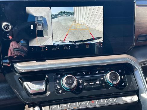 Used 2024 GMC Sierra 1500 Denali Ultimate AWD/4WD image 31