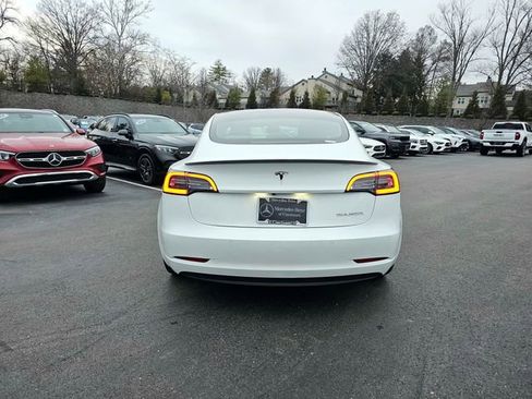 Used 2022 Tesla Model 3 Performance image 9