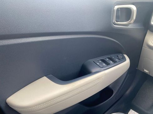 New 2026 Hyundai Venue SEL image 61