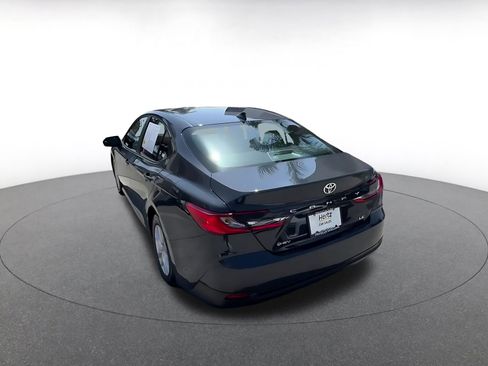 Used 2025 Toyota Camry LE FWD image 11