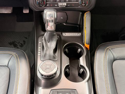 Used 2022 Ford Bronco Badlands AWD/4WD image 18
