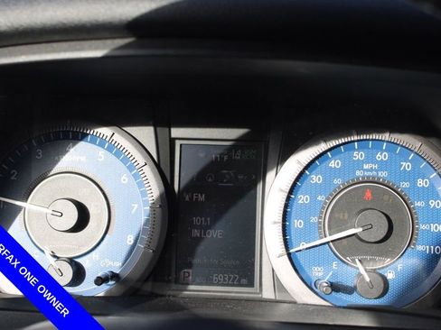 Used 2020 Toyota Sienna XLE w/ XLE Navigation Package image 39