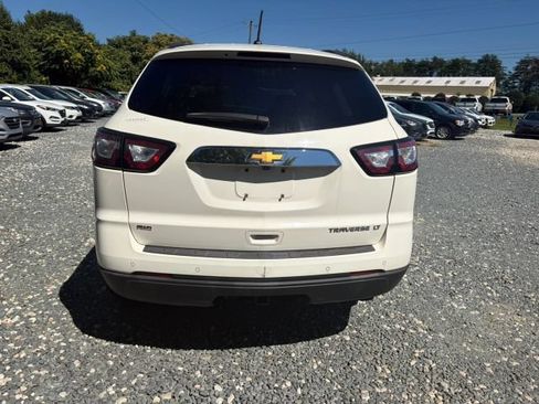 Used 2014 Chevrolet Traverse LT AWD/4WD image 4