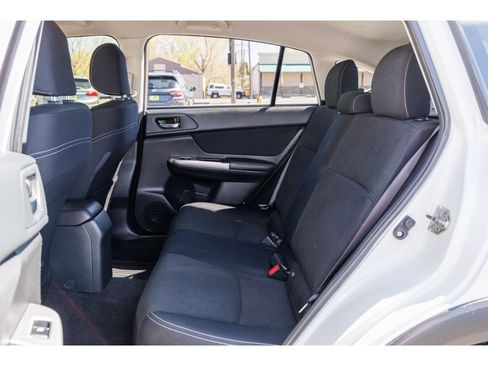 Used 2015 Subaru Crosstrek 2.0i Premium image 12