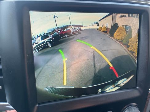 Used 2017 RAM 1500 Laramie w/ Convenience Group image 29