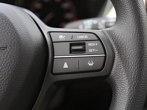 New 2027 Honda HR-V LX image 16