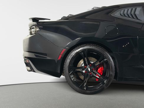 Used 2022 Chevrolet Camaro SS RWD image 4