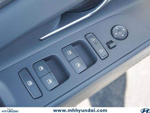 New 2026 Hyundai Elantra Sport FWD image 24