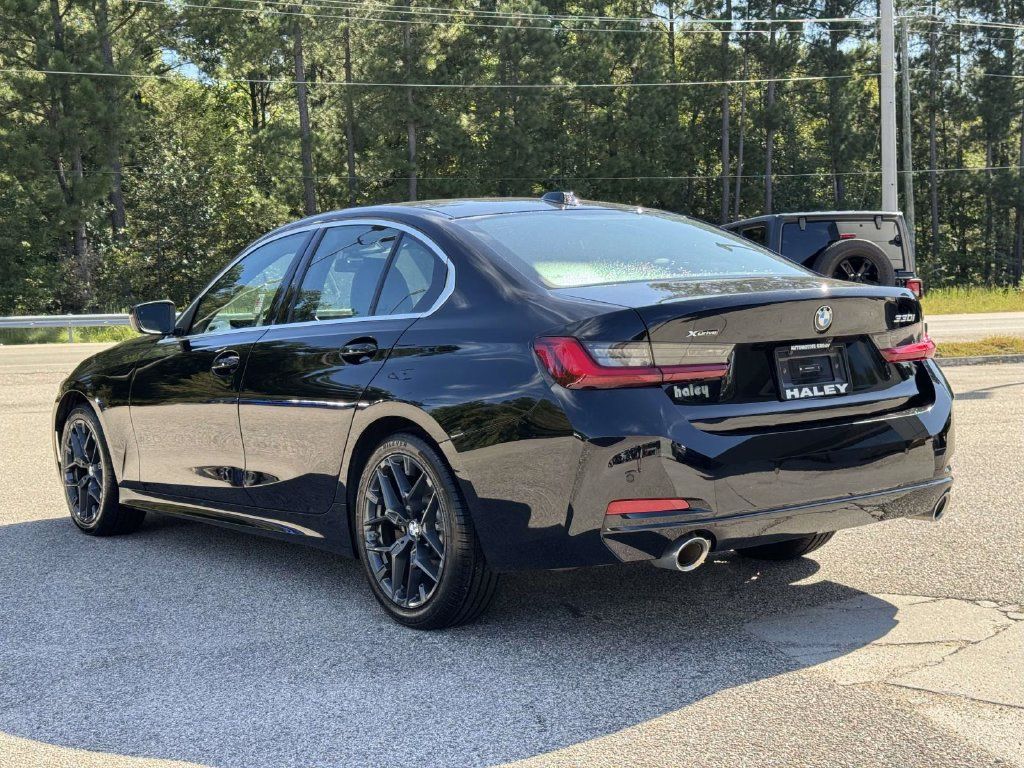 Used 2026 BMW 330i xDrive Sedan AWD/4WD image 24