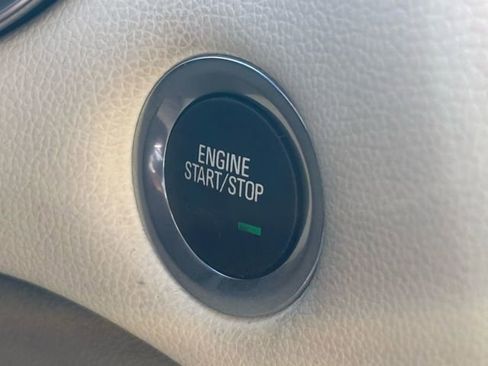 Used 2024 Chevrolet Malibu LT image 35