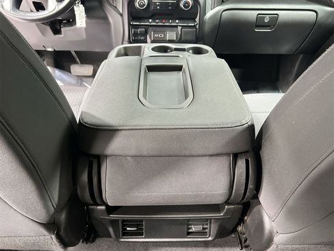 Used 2023 Chevrolet Silverado 3500 LT image 20