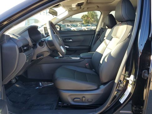 New 2025 Nissan Sentra SR w/ SR Premium Package image 9