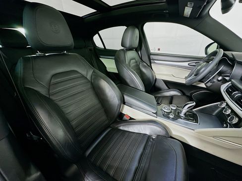 Used 2019 Alfa Romeo Stelvio Ti Sport w/ Quick Order Package 22S Sport image 33