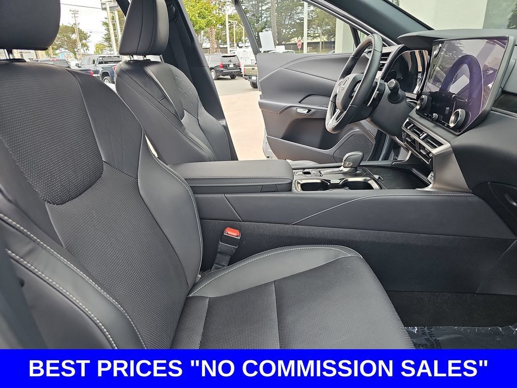Used 2023 Lexus RX 350 Premium Plus w/ Cold Area Package FWD image 10
