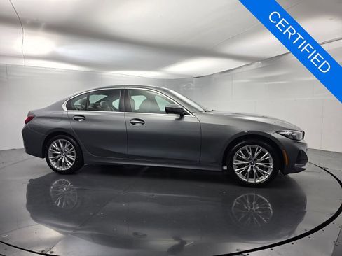 Used 2024 BMW 330i Sedan w/ Premium Package RWD image 3