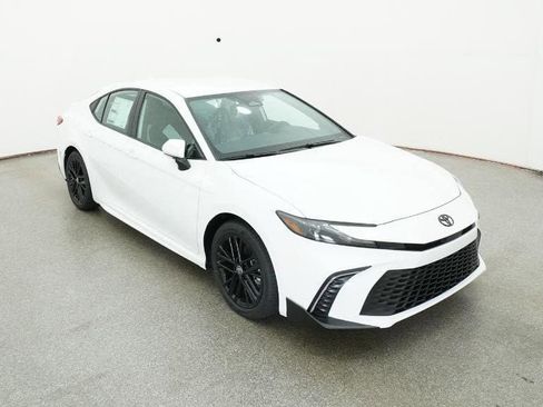 New 2026 Toyota Camry SE image 13