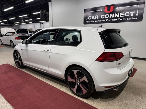 Used 2016 Volkswagen GTI S image 17