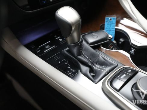 Used 2018 Lexus RX 350 FWD w/ Premium Package image 18