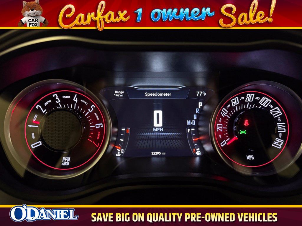 Used 2023 Dodge Challenger SXT RWD image 10