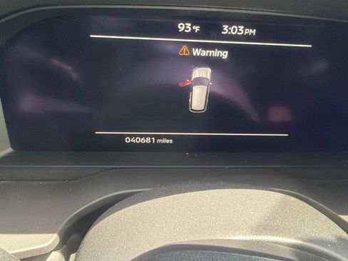 Used 2022 Mitsubishi Outlander SE FWD image 9
