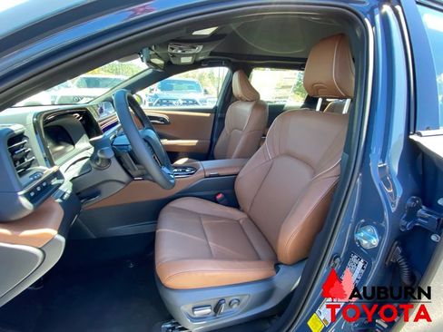New 2026 Toyota Crown Signia AWD/4WD image 29