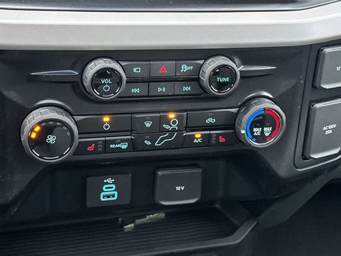 New 2026 Ford F250 XLT w/ XLT Premium Package image 18