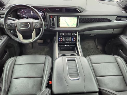 Certified 2023 GMC Yukon XL Denali w/ Denali Reserve Package image 28