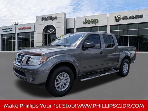 Used 2016 Nissan Frontier SV RWD image 7