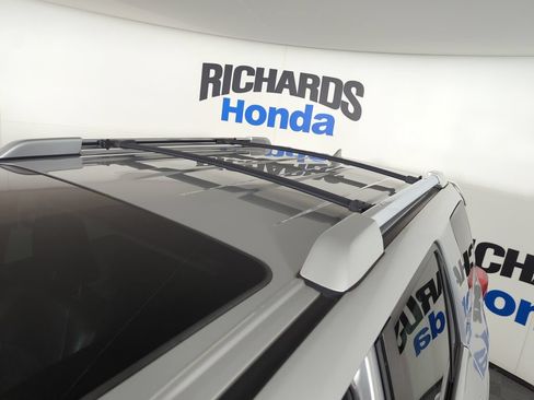 Used 2011 Toyota 4Runner SR5 w/ Premium Pkg w/Leather RWD image 32