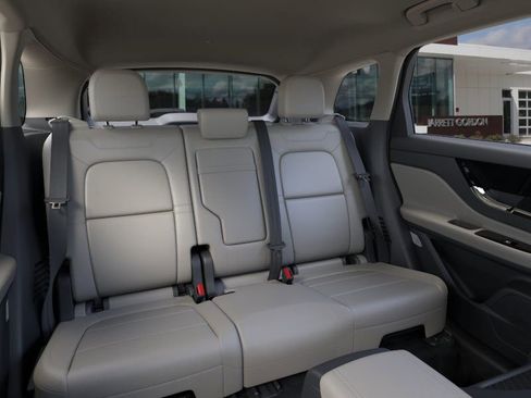 New 2026 Lincoln Corsair Premiere FWD image 11