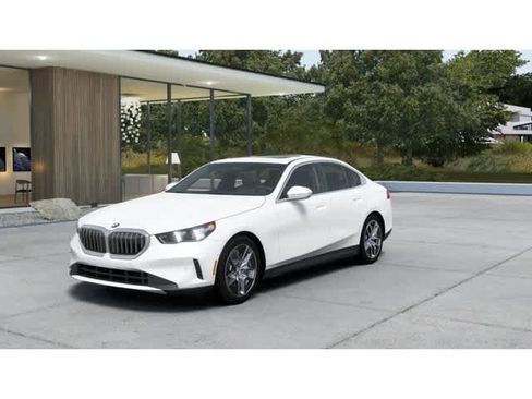 New 2027 BMW 530i xDrive AWD/4WD image 1