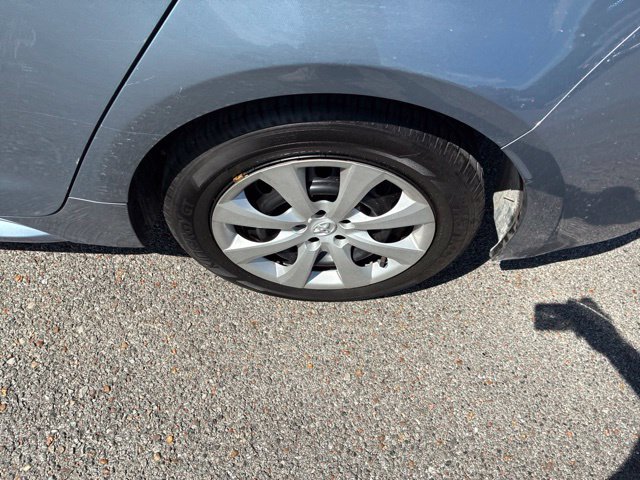 Used 2025 Toyota Corolla LE FWD image 62