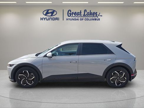 Used 2024 Hyundai Ioniq 5 SEL AWD/4WD image 2