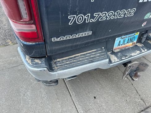 Used 2023 RAM 1500 Laramie AWD/4WD image 9