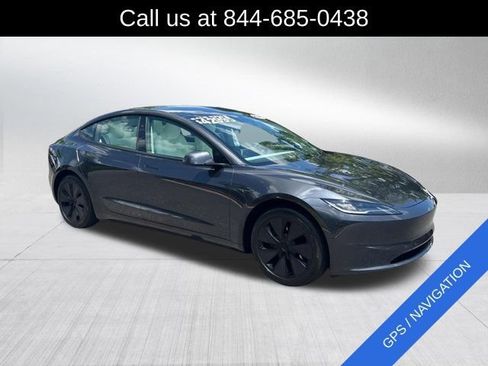 Used 2025 Tesla Model 3 Long Range RWD image 3