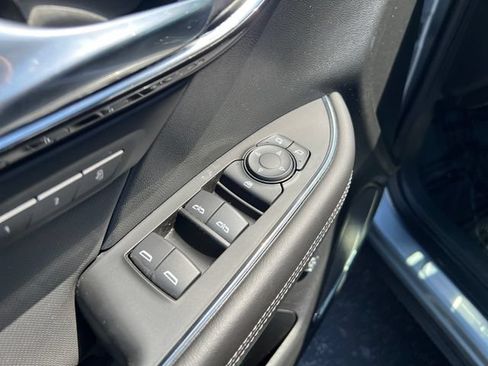 Certified 2025 Buick Envision Preferred AWD/4WD image 13