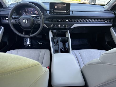 Used 2024 Honda Accord EX image 14