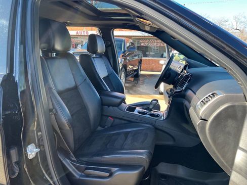 Used 2020 Jeep Grand Cherokee Altitude image 19