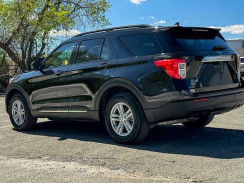Certified 2023 Ford Explorer XLT AWD/4WD image 5