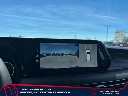 Used 2024 Hyundai Palisade Limited AWD/4WD image 34