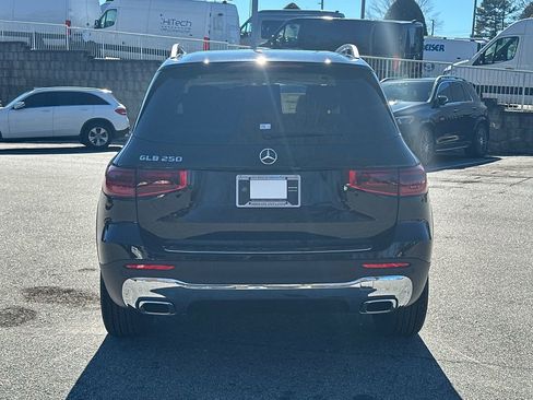 New 2026 Mercedes-Benz GLB 250 image 6