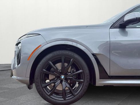 Used 2024 BMW X7 xDrive40i w/ M Sport Package image 12