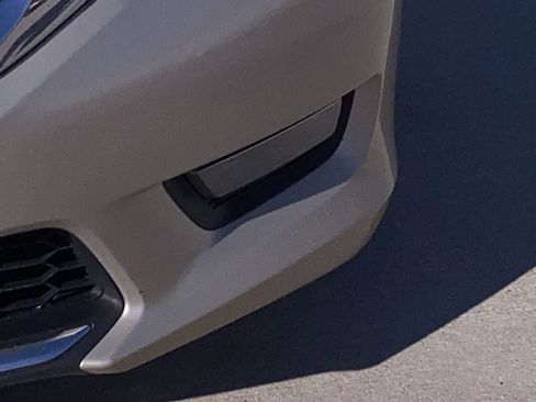 Used 2015 Honda Accord EX-L image 10