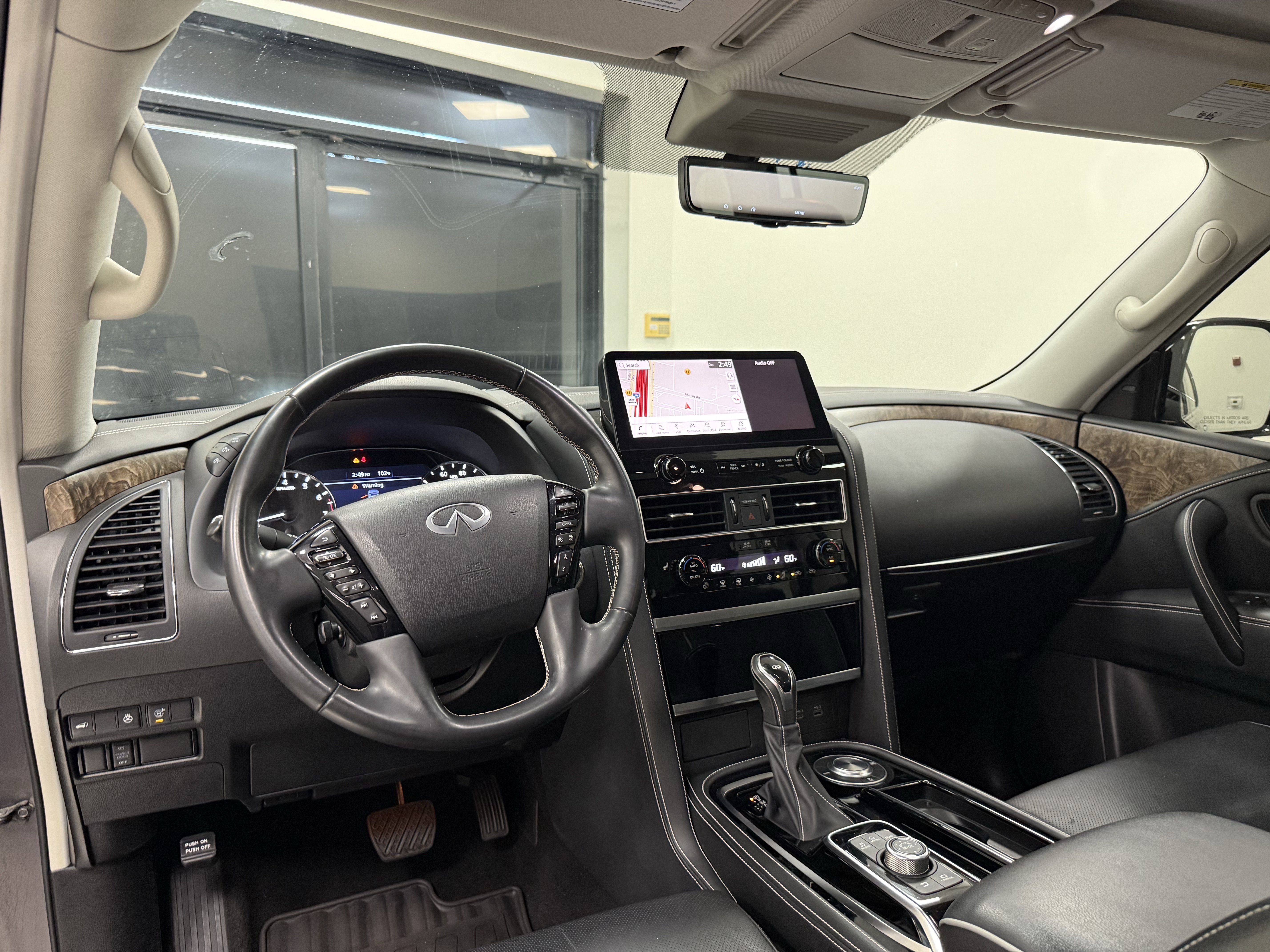 Used 2022 INFINITI QX80 Premium Select w/ All-Season Package RWD image 16