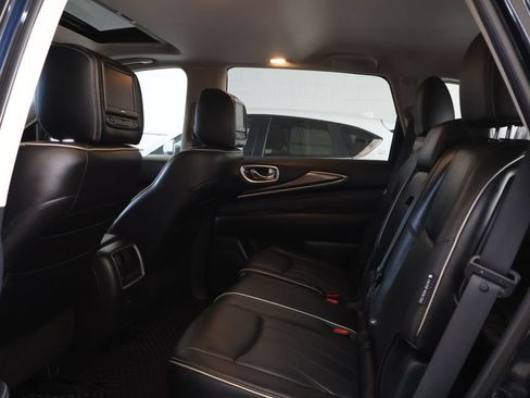 Used 2019 INFINITI QX60 Luxe w/ Essential Package AWD/4WD image 16
