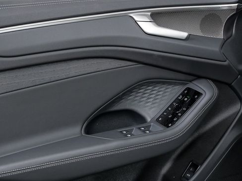 New 2026 Audi A6 Prestige image 6